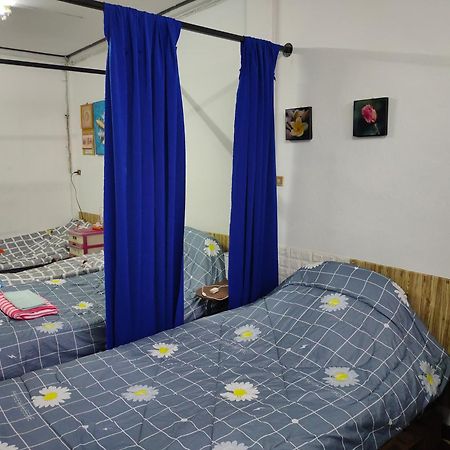 Sip N' Camp Vandrerhjem Bangkok Eksteriør bilde